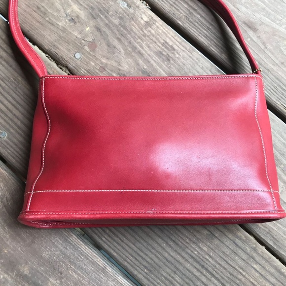 Vintage COACH Red Leather 9309 BLEEKER Shouler Bag - Picture 5 of 11